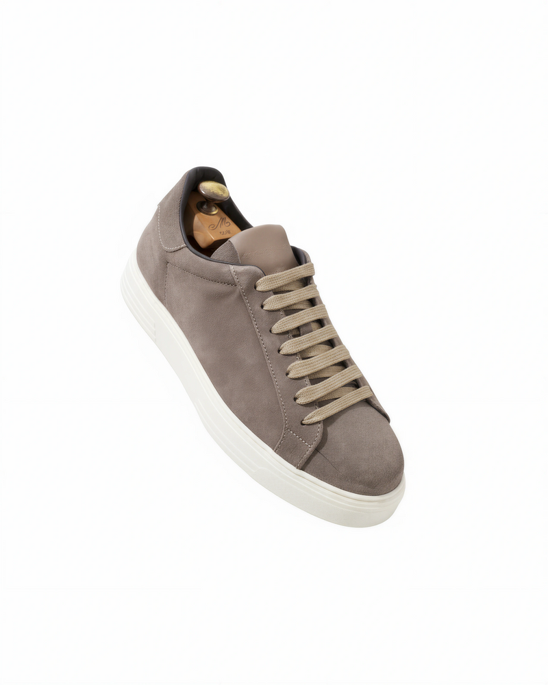 Sneaker in camoscio