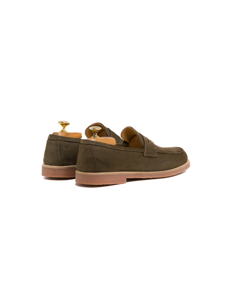 Mocassino con bendina in camoscio olive