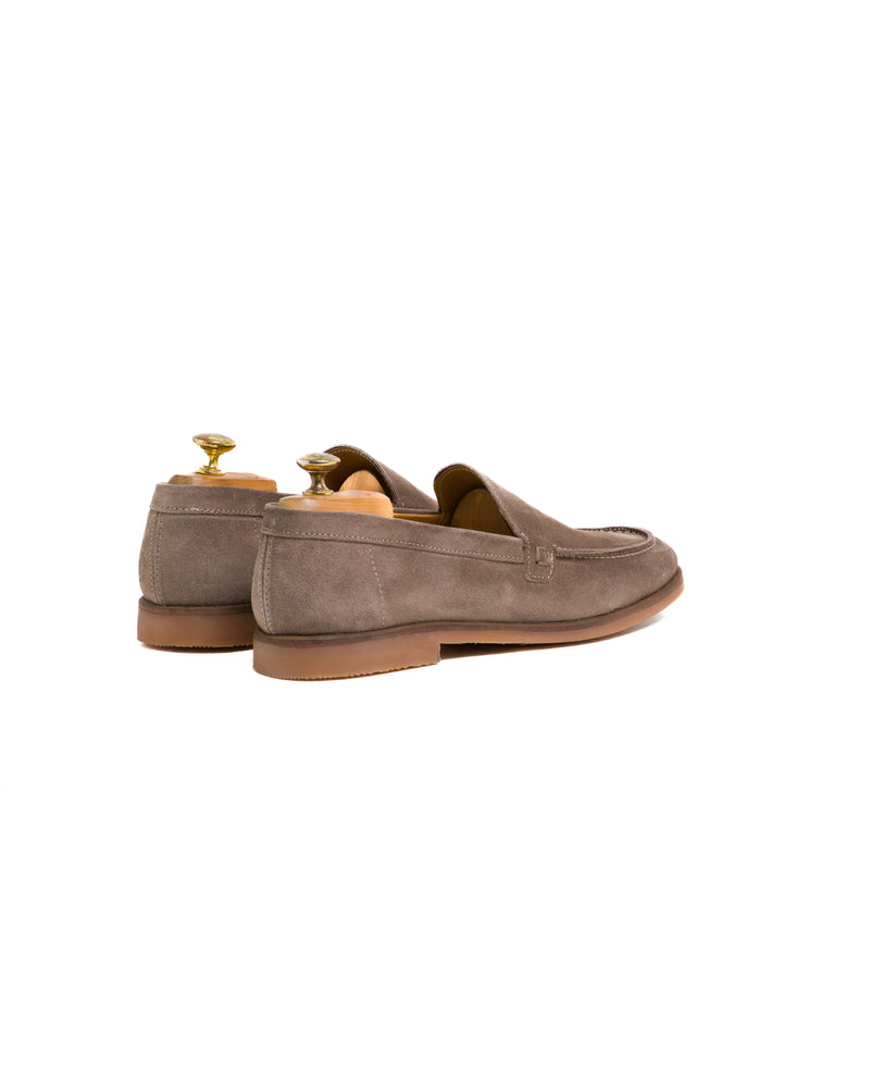 Mocassino liscio in camoscio taupe